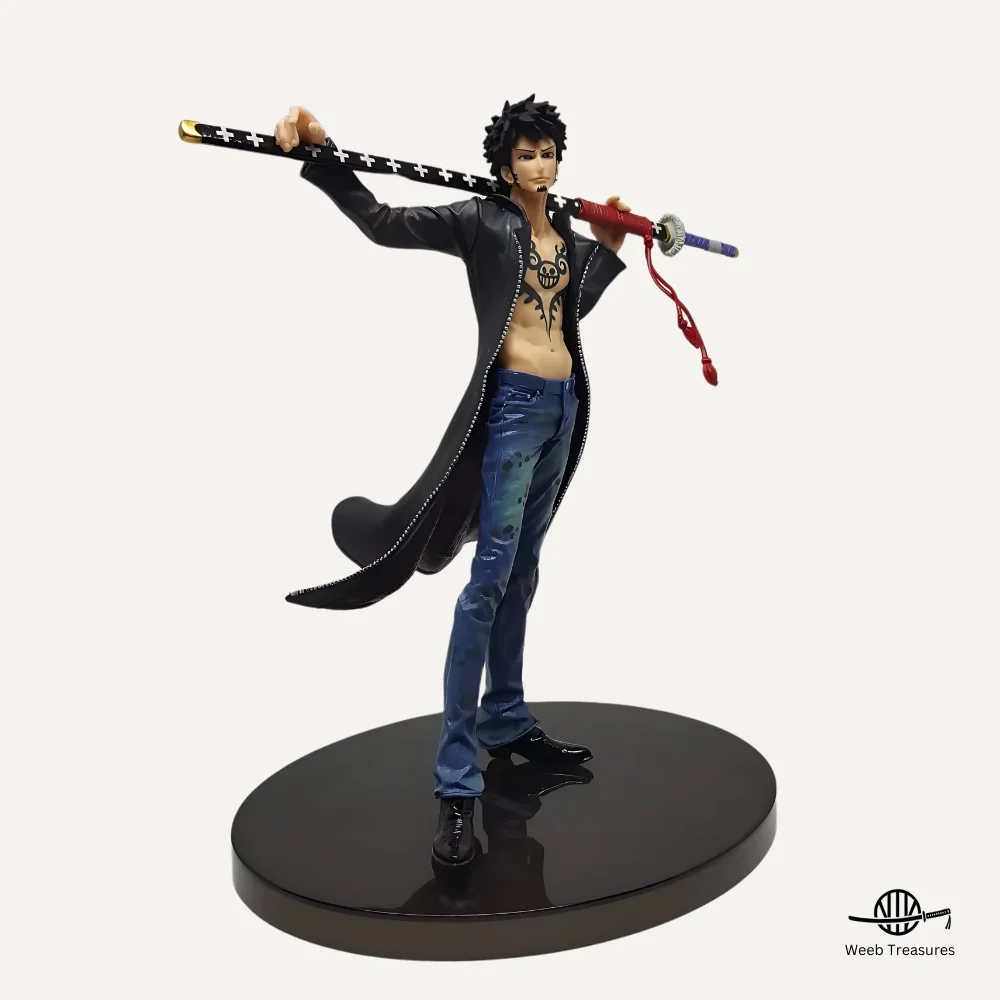 Trafalgar Law Standing Pose Action Figure (20 Cm Height) - One Piece - Image 2